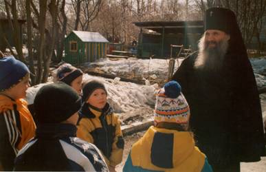В Светлый Вторник архиепископ Викентий принял Главу Екатеринбурга А.Чернецкого, а также посетил школу и детский сад