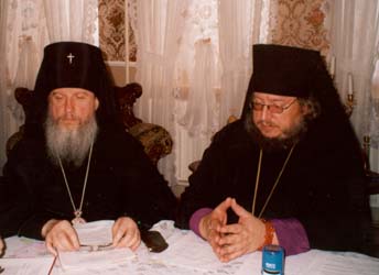 Архиепископ Тобольский Димитрий и епископ Курганский Михаил